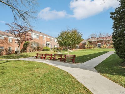 40 Lawrence Drive #A