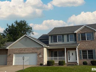 2400 W Murphy Dr