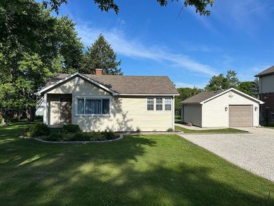 8350 S 84th Ct