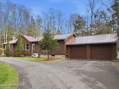 101 Fisher Ln