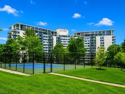1 Claridge Dr #114