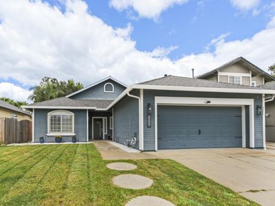 889 Golden Heights Dr