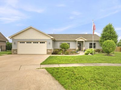 710 Pheasant Ln