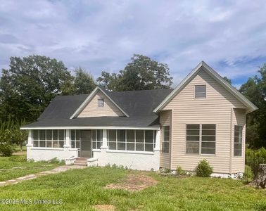302 E Magnolia St