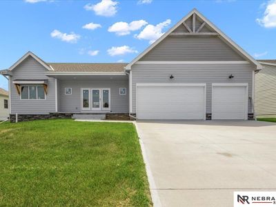 Property at 808 Grandview Dr, Louisville, NE