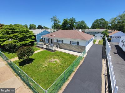 147 Halcyon Dr
