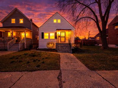 82 Isa Ave