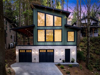6 Green Hill Road
