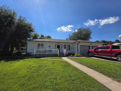 Property at 721 Dakota St, Benkelman, NE