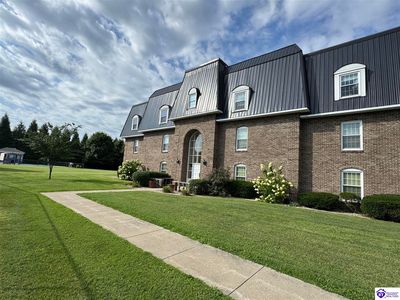 107 Freeman Green Dr APT 3B