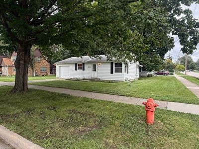 33 S Aldine Ave