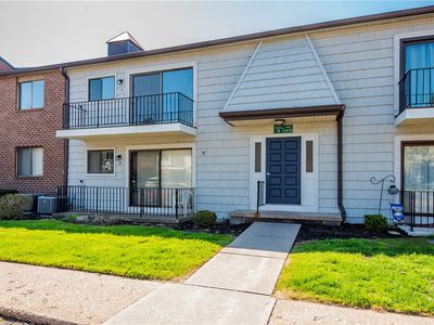 9 High Gate Trl APT 7