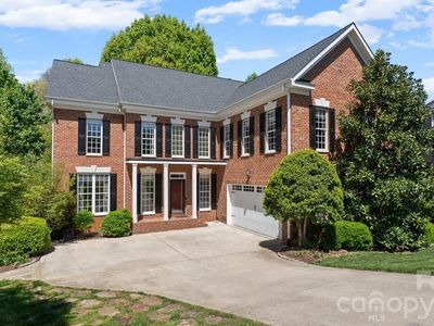 9024 Arrington Manor Pl