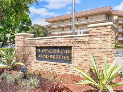 6655 W Broward Blvd APT 200