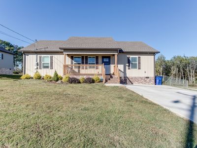 1390 W Ln