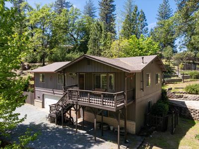 3950 Frog Hollow Dr