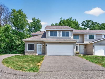 15242 Lesley Ln