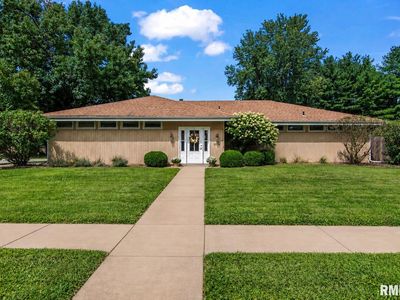 2001 Creighton Rd