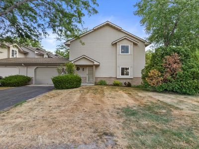422 Meadowridge CIRCLE