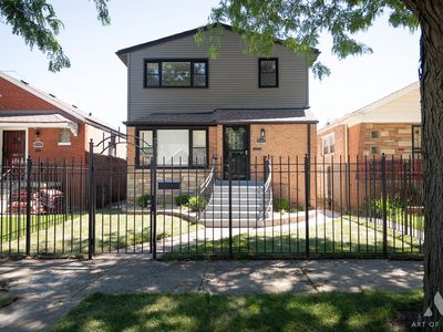 8743 S Constance Ave