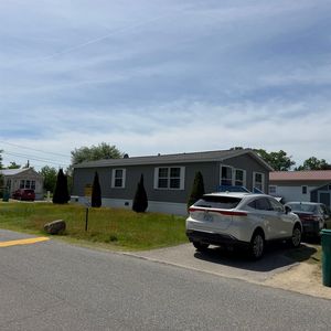 19 Holly Park Lane