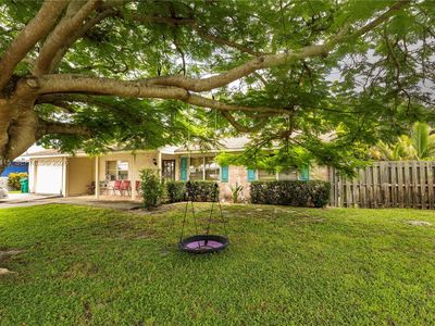 Property at 566 N Dover Rd, Tequesta, FL