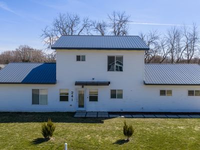 241 Pleasant St