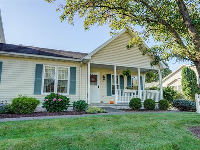 10 Hamlin Dr