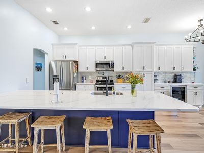 3568 BAY ISLAND Circle