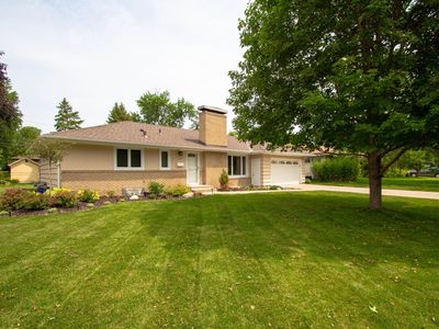 3314 Belden Dr