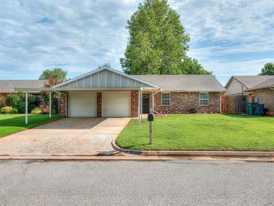 Property at 10425 Dover Dr, Yukon, OK