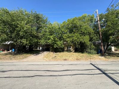 Property at 913 N 7th St, Sanger, TX