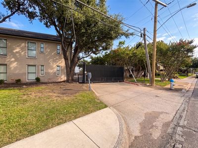 7734 Meadow Rd APT 223