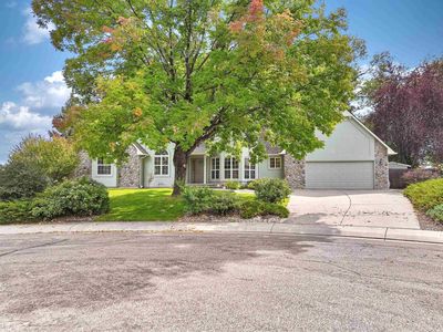 2330 Wren Ct