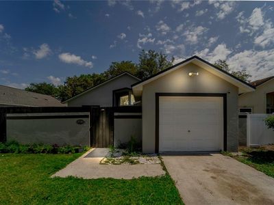9785 Piney Point Cir