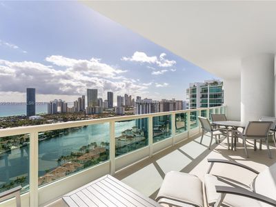 20155 NE 38th Ct APT 2903