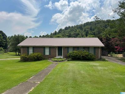 5489 Pine Rd