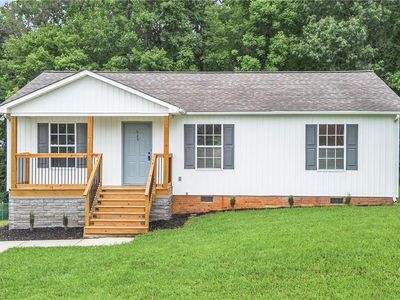 625 Rolling Green Dr