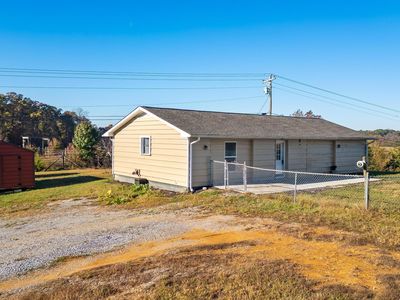 2476 Ladd Springs Rd SE