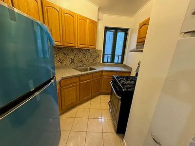 1553 Unionport Rd APT 6G