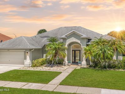1822 Surrey Ct
