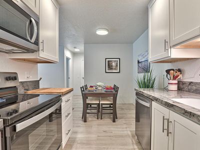 3107 Golden Oaks Ln