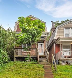 2817 Shawhan Ave