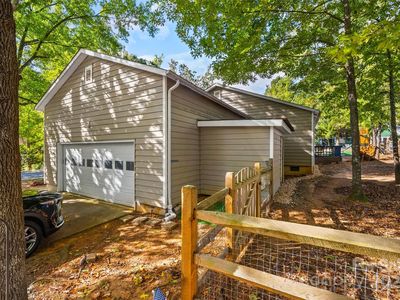 9013 Windjammer Dr