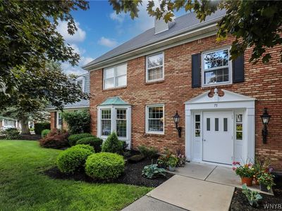 75 Guilford Ln APT 5