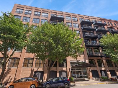 520 W Huron St APT 220