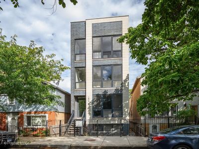 1504 W Walton St APT 3