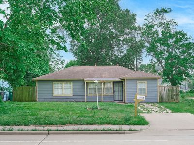 4914 Yellowstone Blvd