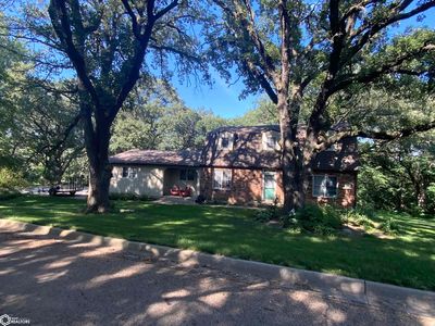 2392 Oak Brook Dr