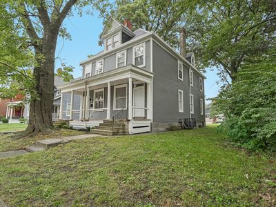 730-732 Oakwood Ave